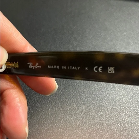 Ray-Ban Classic Black Sunglasses - Picture 3 of 4